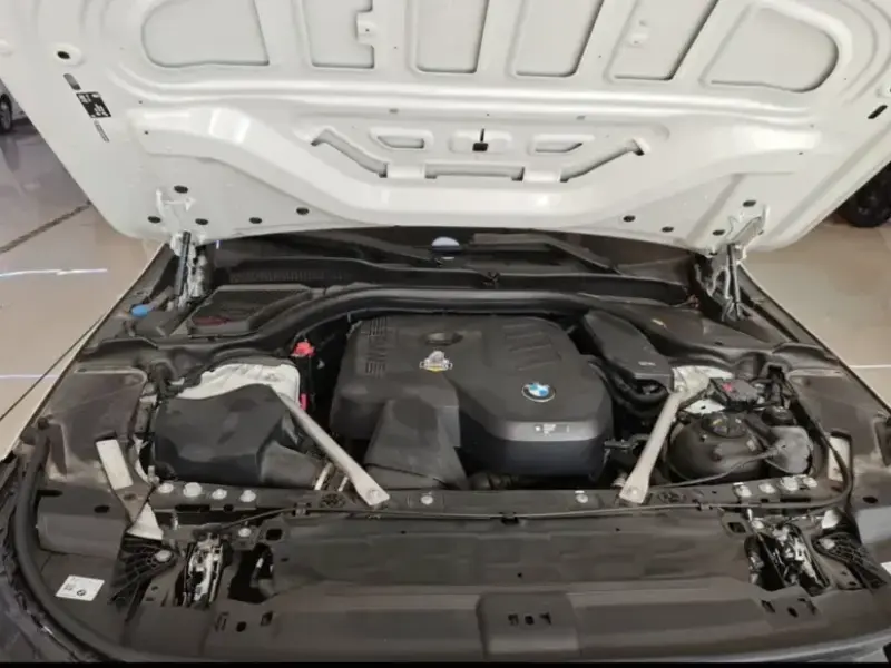 2024 BMW 5 серии с пробегом 12 800 км