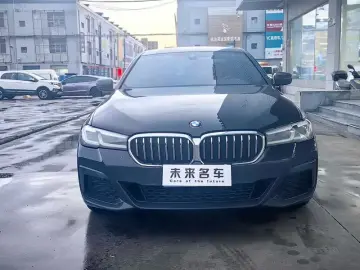 2023 BMW 5 серии с пробегом 68 000 км