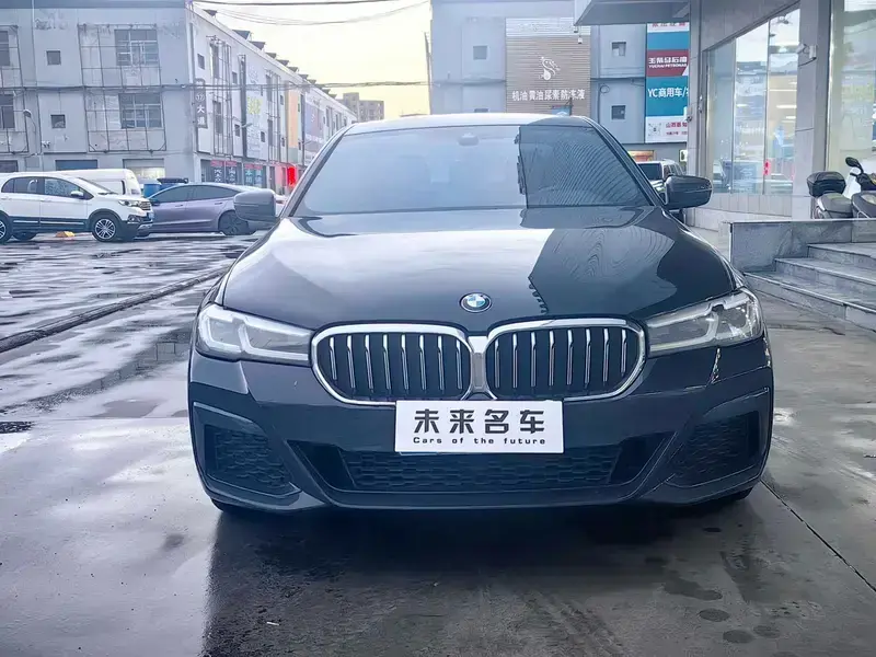 2023 BMW 5 серии с пробегом 68 000 км