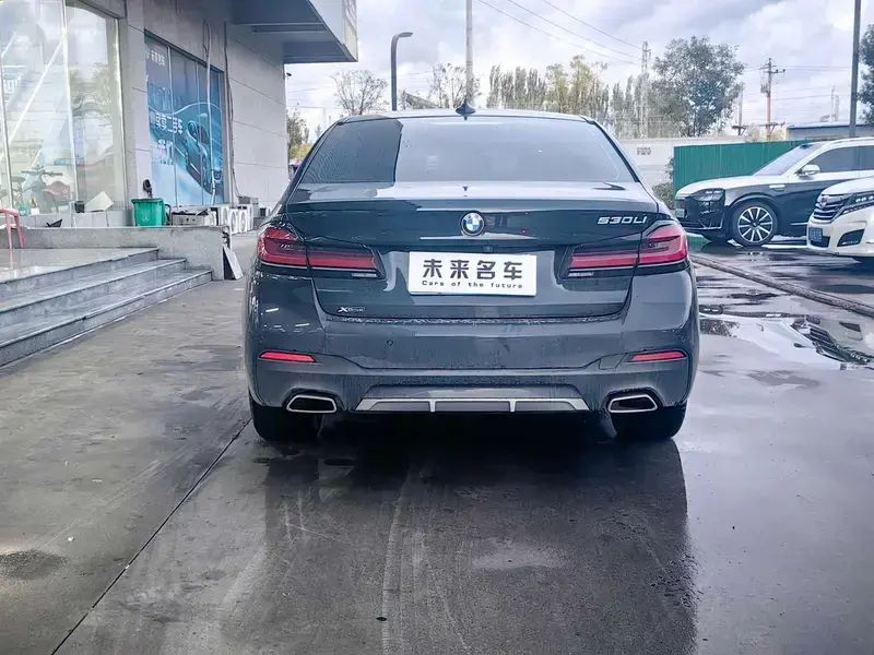 2023 BMW 5 серии с пробегом 68 000 км