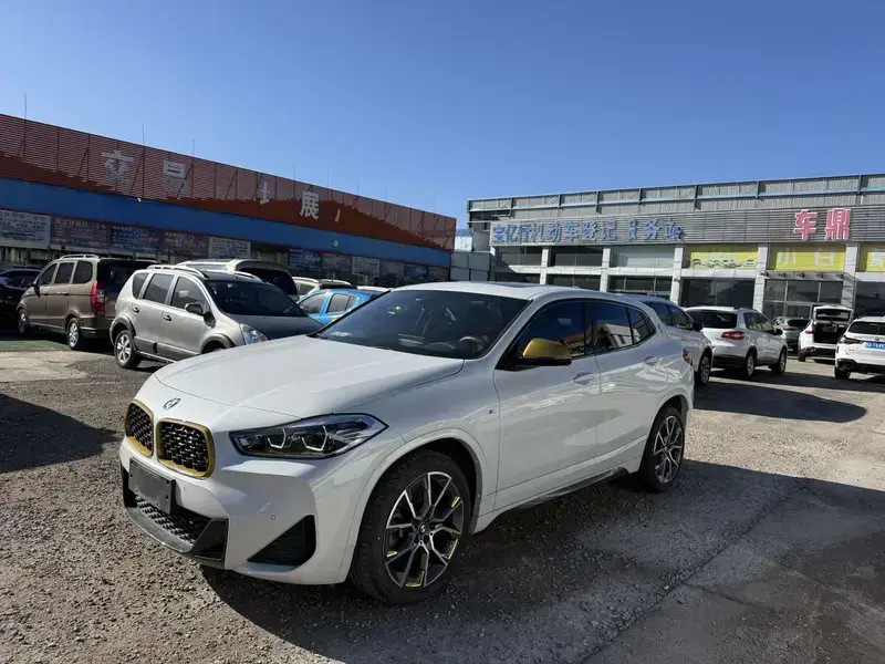 2023 BMW X2 с пробегом 19 000 км