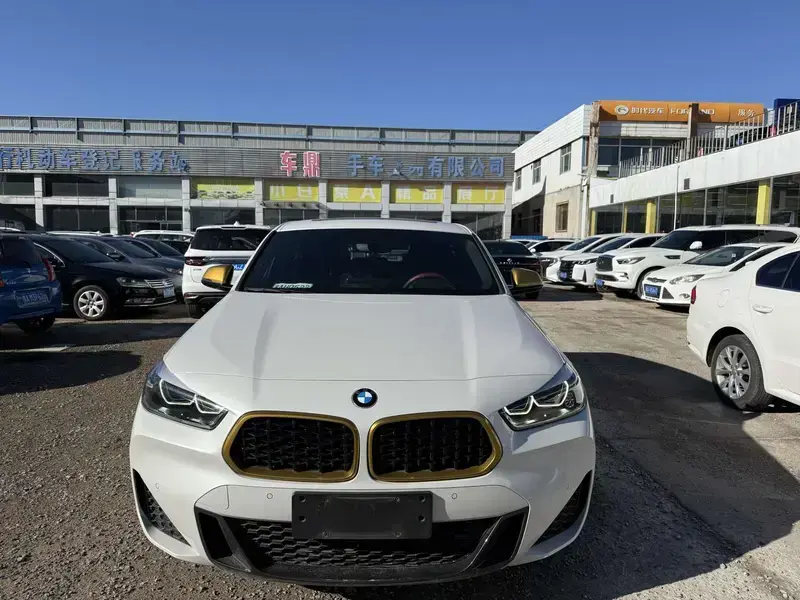 2023 BMW X2 с пробегом 19 000 км