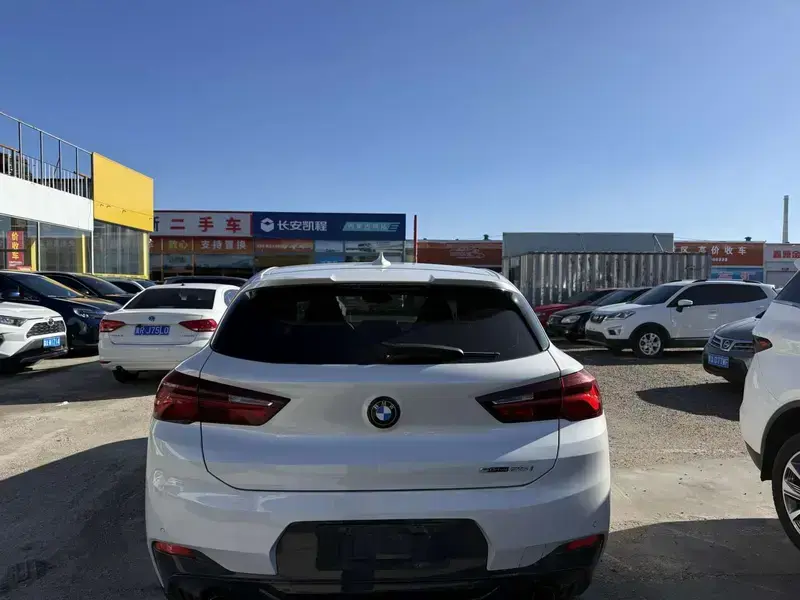 2023 BMW X2 с пробегом 19 000 км