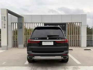 2022 BMW X7 с пробегом 108 000 км