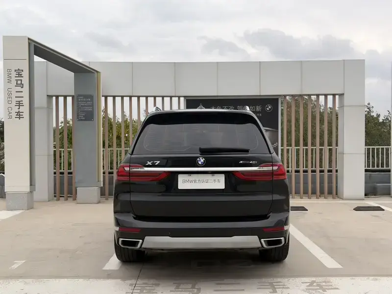 2022 BMW X7 с пробегом 108 000 км