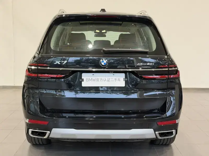 2024 BMW X7 с пробегом 4 000 км