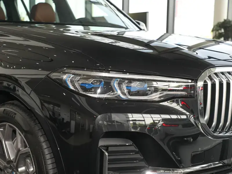 2022 BMW X7 с пробегом 52 700 км