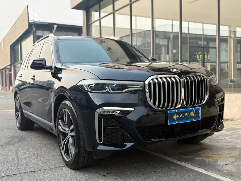 2022 BMW X7 с пробегом 50 000 км