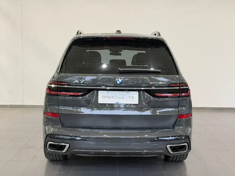 2024 BMW X7 с пробегом 6 000 км