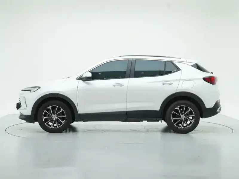 2023 Buick Encore Plus с пробегом 23 700 км