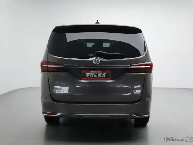 2022 Buick GL8 с пробегом 129 000 км