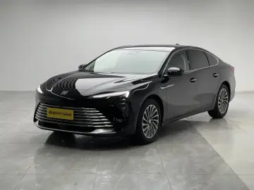 2025 Buick LaCrosse с пробегом 2 100 км