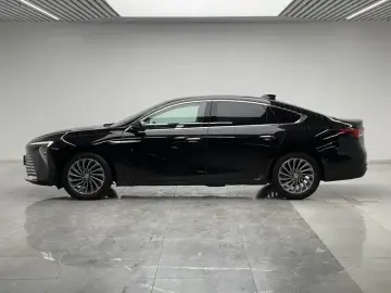 2025 Buick LaCrosse с пробегом 2 100 км