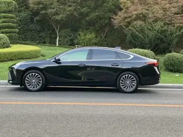 2024 Buick LaCrosse с пробегом 4 300 км