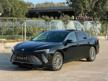 2023 Buick LaCrosse с пробегом 13 000 км