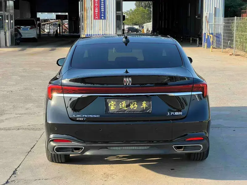 2023 Buick LaCrosse с пробегом 13 000 км