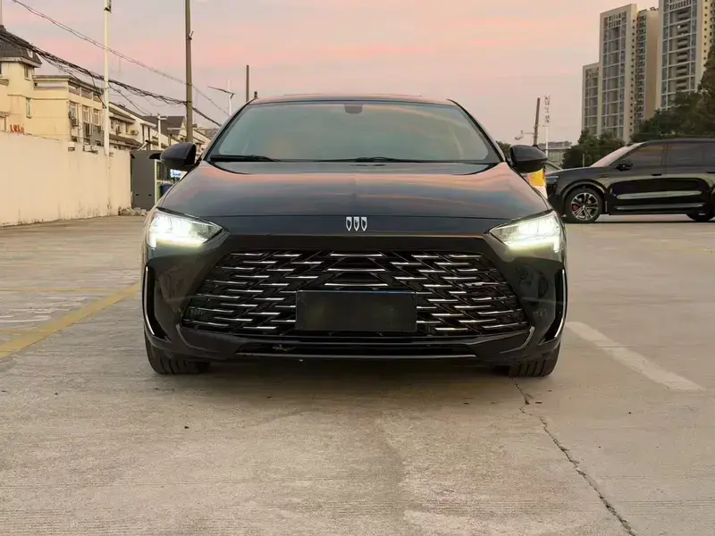 2023 Buick Regal с пробегом 31 000 км