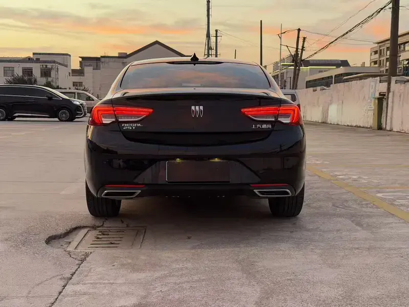 2023 Buick Regal с пробегом 31 000 км