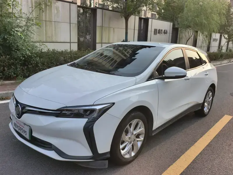 2022 Buick Velite 6 с пробегом 175 000 км