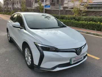 2022 Buick Velite 6 с пробегом 175 000 км