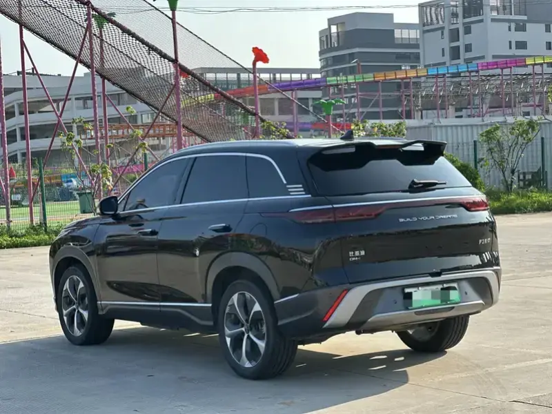 2023 BYD Frigate 07 с пробегом 19 000 км