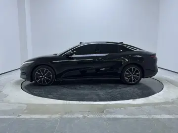 2025 BYD Han L с пробегом 15 600 км