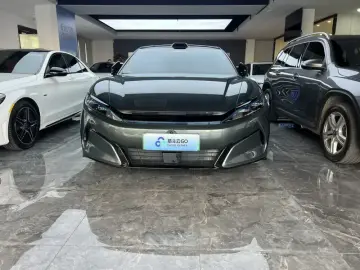 2025 BYD Han L с пробегом 27 000 км