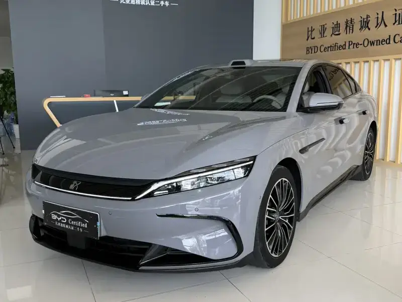 2025 BYD Han с пробегом 8 000 км