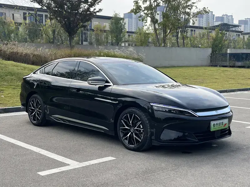 2025 BYD Han с пробегом 28 000 км