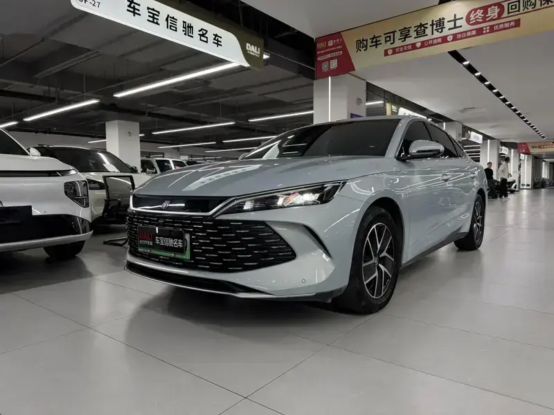 2024 BYD Qin L с пробегом 27 000 км