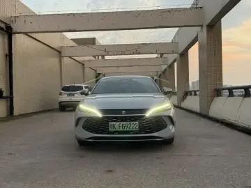 2025 BYD Qin L с пробегом 12 100 км