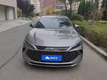 2024 BYD Qin L с пробегом 22 000 км
