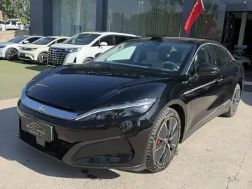 2025 BYD Han L с пробегом 1 800 км