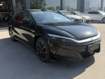 2025 BYD Han L с пробегом 1 800 км
