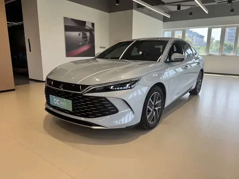 2024 BYD Qin L с пробегом 45 000 км