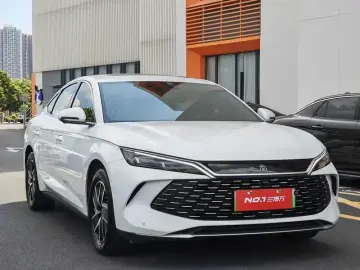 2024 BYD Qin L с пробегом 6 000 км