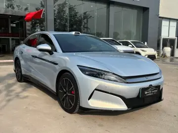 2025 BYD Han L с пробегом 20 000 км