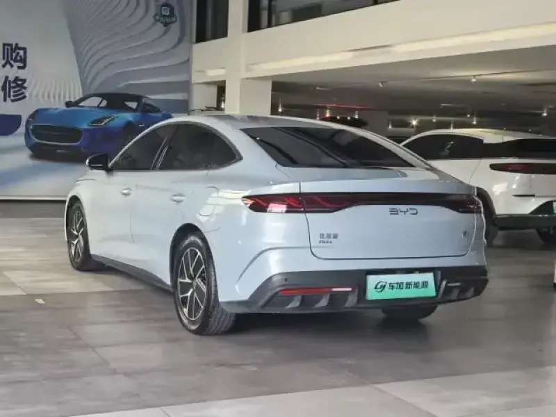 2024 BYD Qin L с пробегом 25 700 км