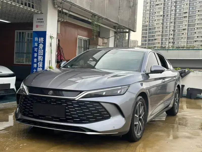 2024 BYD Qin L с пробегом 50 000 км
