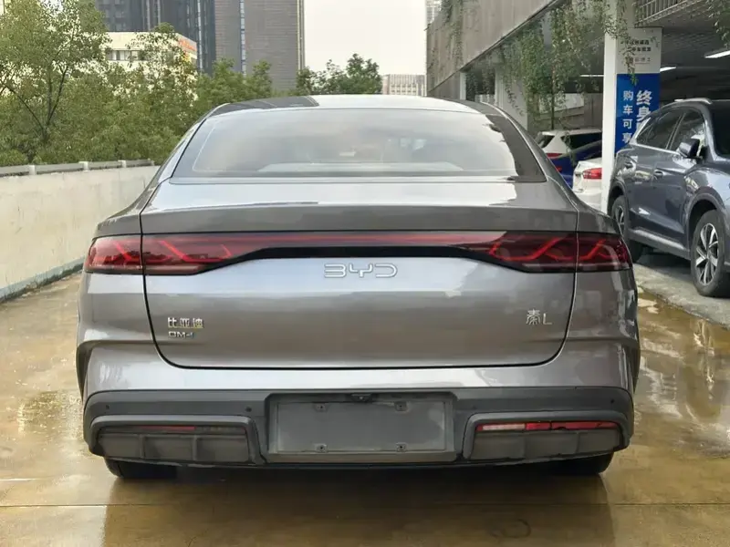 2024 BYD Qin L с пробегом 50 000 км