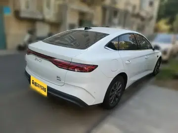 2025 BYD Qin L с пробегом 47 400 км