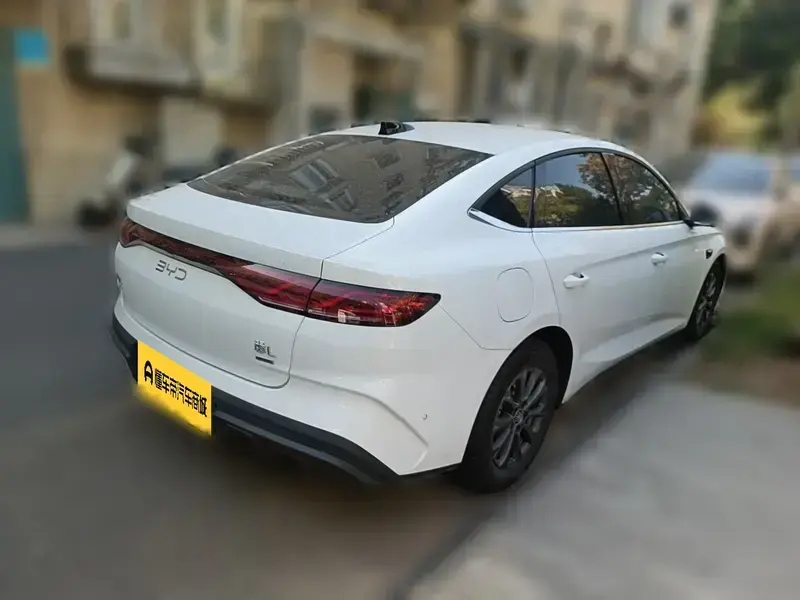 2025 BYD Qin L с пробегом 47 400 км