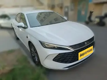 2025 BYD Qin L с пробегом 47 400 км
