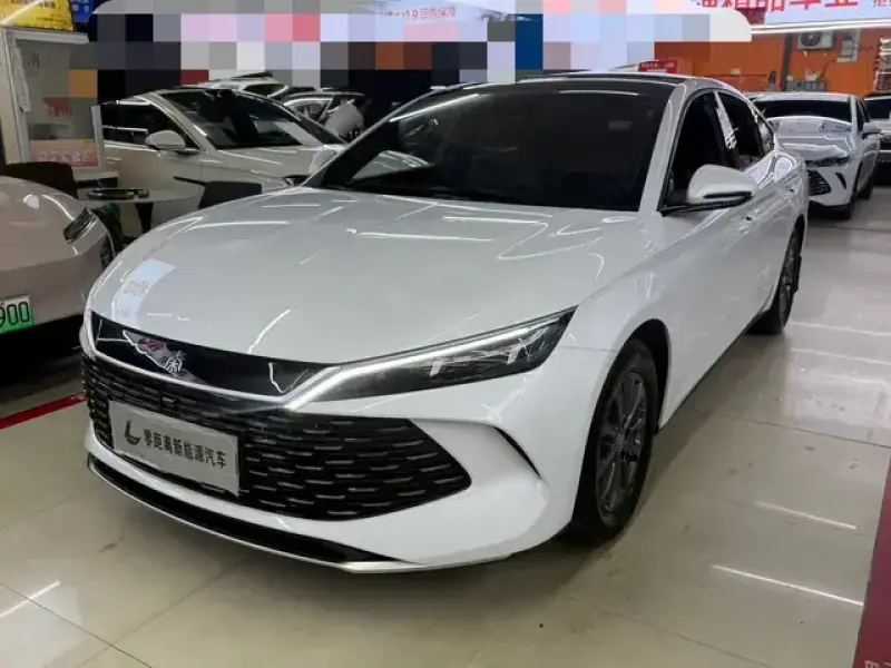2024 BYD Qin L с пробегом 42 000 км