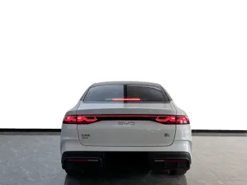 2024 BYD Qin L с пробегом 46 000 км