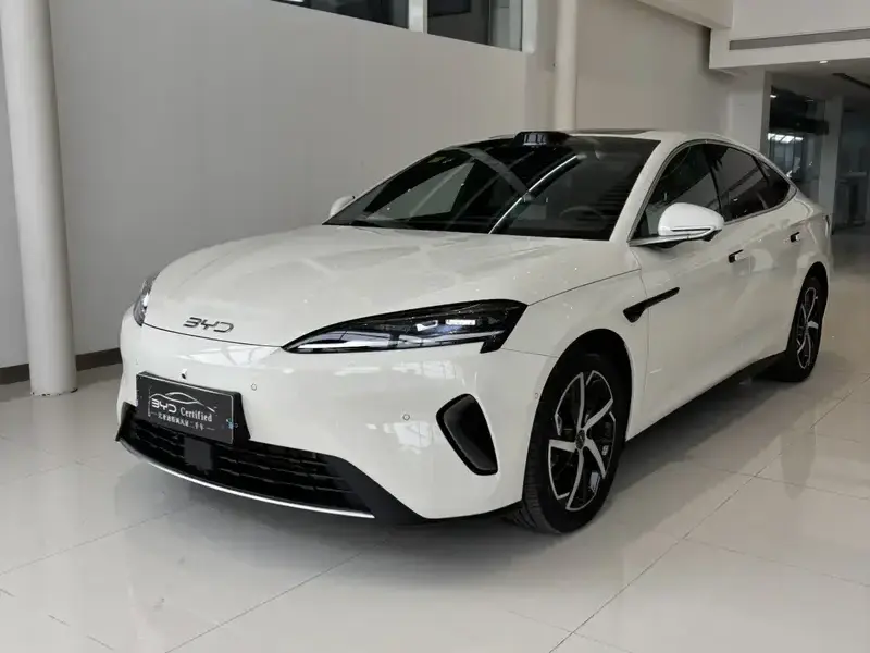 2026 BYD Seal 07 с пробегом 5 000 км