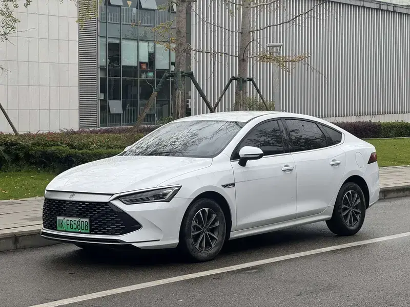 2024 BYD Qin Plus с пробегом 18 000 км