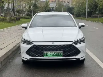 2024 BYD Qin Plus с пробегом 18 000 км