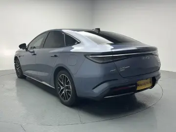 2025 BYD Seal 07 с пробегом 28 200 км