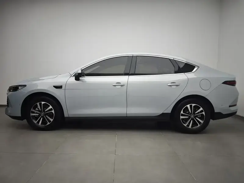 2024 BYD Qin Plus с пробегом 4 500 км